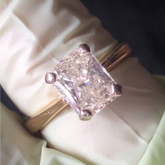 Jewelry - 1.58 Carat Radiant Cut Diamond in 4 Prong Mounting 14 K White/Yellow Gold Ring